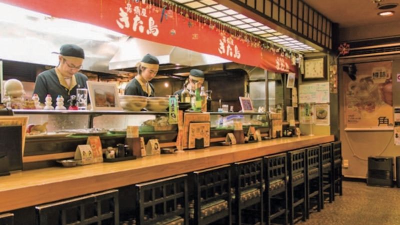 居酒屋 きた鳥の店内