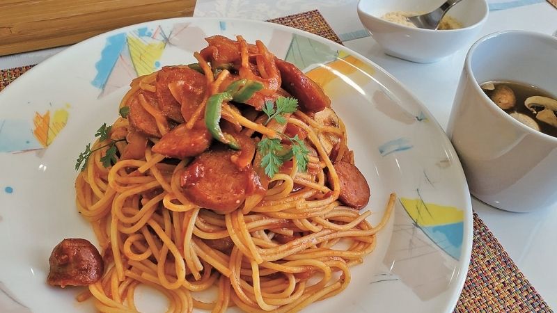 宿とレストランの館 味来館 のナポリタン